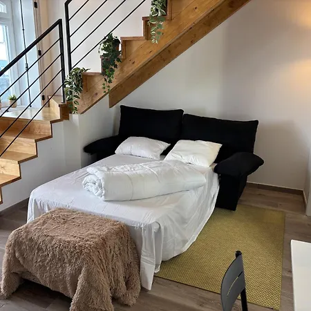 Centrally Located House Up To 5 People In בית נופש קסקאיס